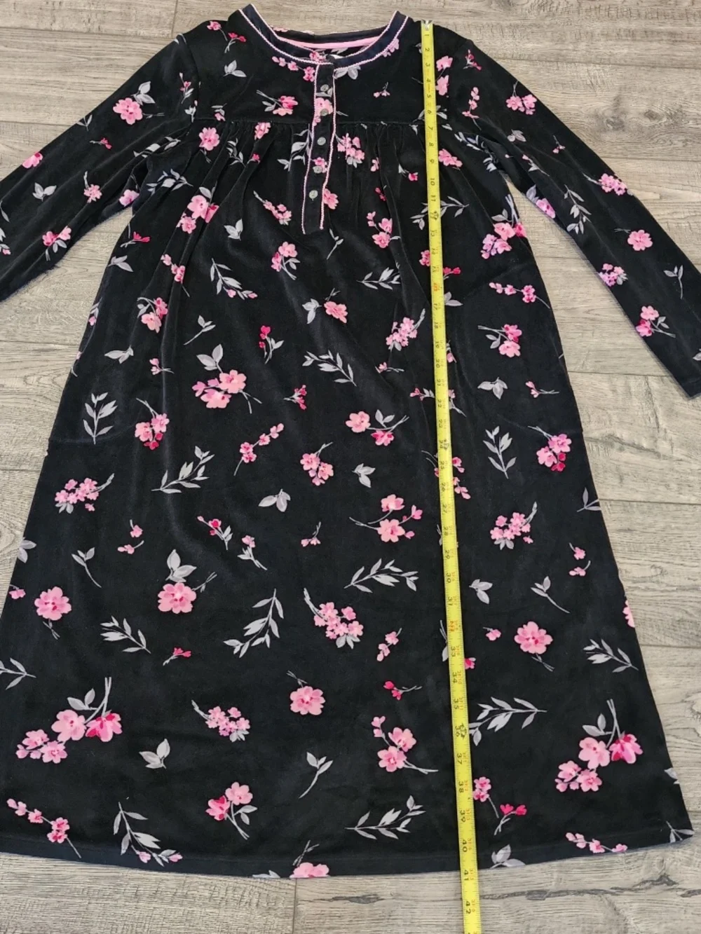 Aria Collection Nightgown Womens Size M Black Ditsy Floral Long Sleeve Pockets